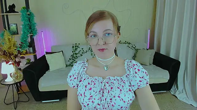 YourUniverser online show from November 28, 2025, 9:53 am