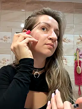 EvvaMur online show from October 30, 2025, 2:10 am