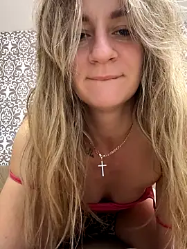 EvvaMur online show from November 5, 2025, 1:09 am