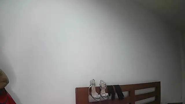 Snapshot of ValleriWind chatting on March 18, 2026, 10:32 pm ValleriWind online show from March 18, 2026, 10:32 pm