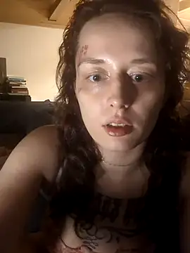 Snapshot of marijacucu chatting on October 28, 2025, 9:14 pm marijacucu online show from October 28, 2025, 9:14 pm