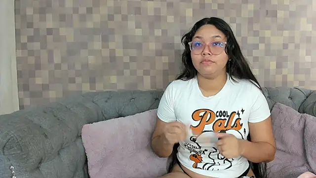 Snapshot of shanon_marel chatting on September 28, 2025, 12:23 pm shanon marel online show from September 28, 2025, 12:23 pm