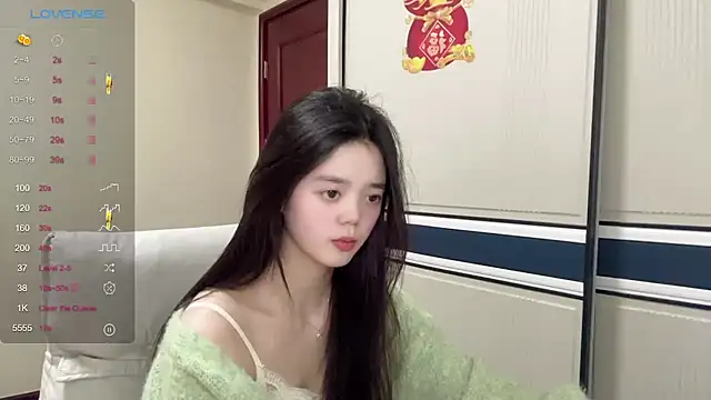 Snapshot of Nicole-13 chatting on March 13, 2026, 4:12 pm Nicole-13 online show from March 13, 2026, 4:12 pm