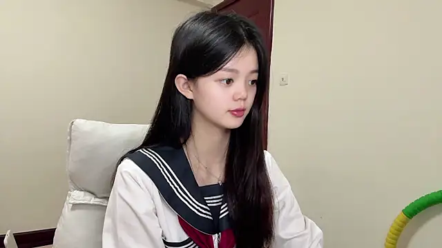 Snapshot of Nicole-13 chatting on April 16, 2026, 12:33 am Nicole-13 online show from April 16, 2026, 12:33 am