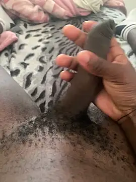 Snapshot of midravelta chatting on October 11, 2025, 1:12 pm midravelta online show from October 11, 2025, 1:12 pm