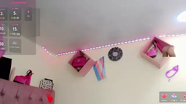 Percy-99 online show from September 19, 2025, 5:33 am