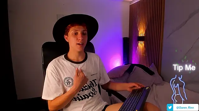 Snapshot of IM_DAREN chatting on March 29, 2026, 4:14 am IM DAREN online show from March 29, 2026, 4:14 am