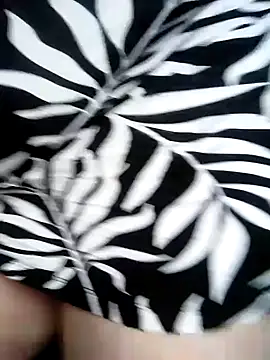 Snapshot of Troiavaca chatting on October 2, 2025, 1:36 pm Troiavaca online show from October 2, 2025, 1:36 pm
