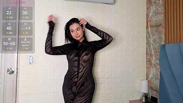 nathalia koch  online show from February 18, 2026, 9:11 pm