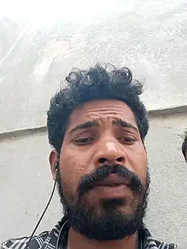 Snapshot of Chloe_1122 chatting on February 14, 2026, 8:47 am Chloe 1122 online show from February 14, 2026, 8:47 am