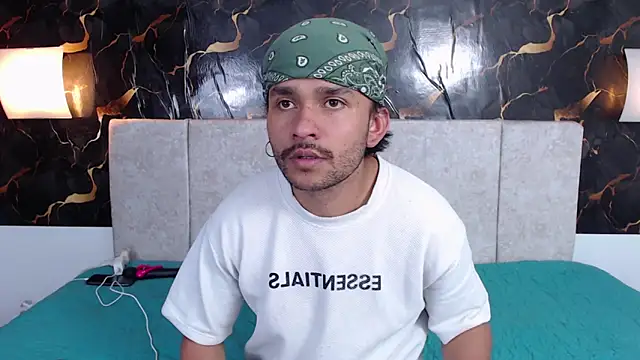 Snapshot of Provincute chatting on February 20, 2026, 2:08 am Provincute online show from February 20, 2026, 2:08 am