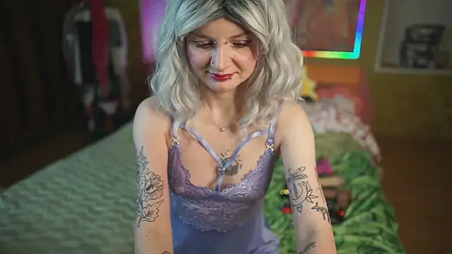 Dia Angel online show from February 16, 2026, 8:29 pm