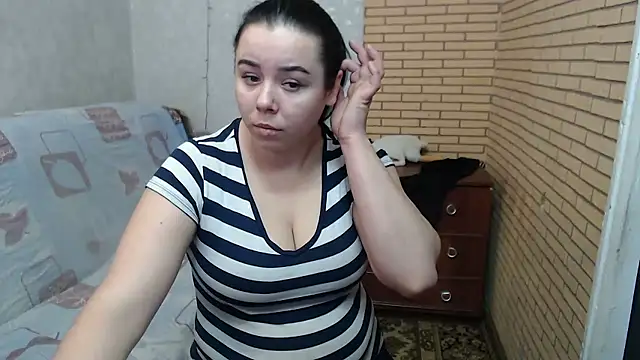 CutieMarine online show from January 13, 2026, 9:46 am