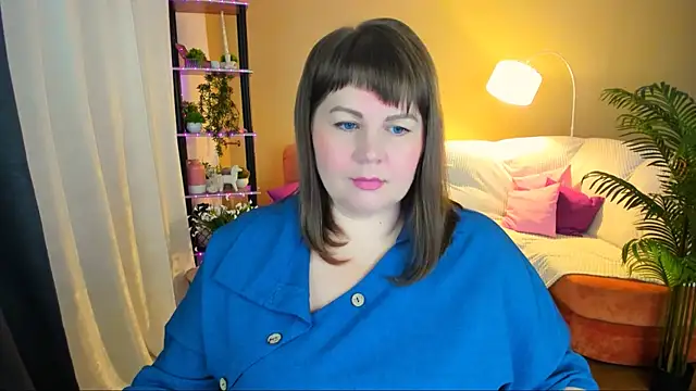 CrystaalStaar online show from September 20, 2025, 7:08 pm