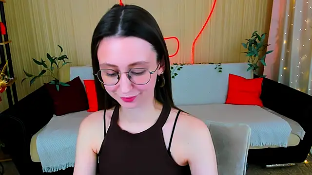 Snapshot of YourLovellyStory chatting on April 25, 2026, 7:22 pm YourLovellyStory online show from April 25, 2026, 7:22 pm