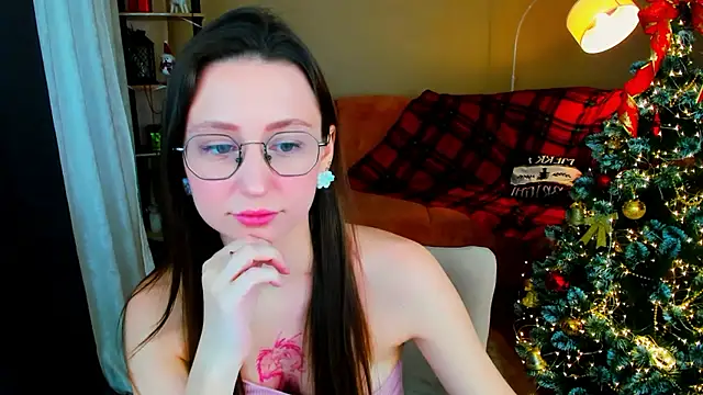 YourLovellyStory online show from January 12, 2026, 11:17 am