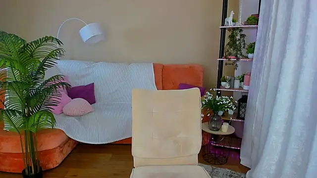 Snapshot of SensitiveSooul chatting on October 7, 2025, 7:59 pm SensitiveSooul online show from October 7, 2025, 7:59 pm