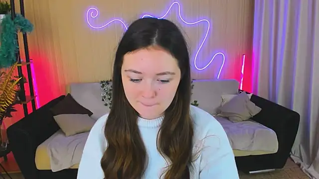 AlluringLookk online show from October 11, 2025, 3:18 am