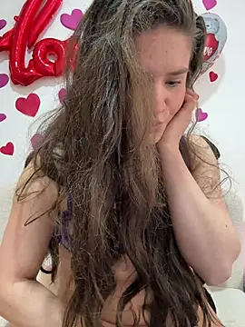 Snapshot of Emilyybennet_ chatting on February 9, 2026, 10:30 pm Emilyybennet online show from February 9, 2026, 10:30 pm