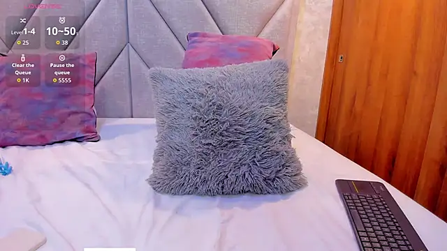 Snapshot of Im_Manu chatting on November 7, 2025, 12:31 pm Im Manu online show from November 7, 2025, 12:31 pm