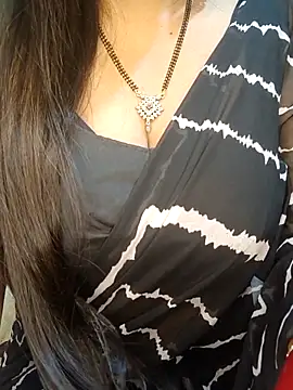 Snapshot of officialbhabhi chatting on October 29, 2025, 5:34 pm officialbhabhi online show from October 29, 2025, 5:34 pm