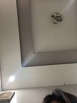 Beiiu 18 online show from September 27, 2025, 9:21 pm