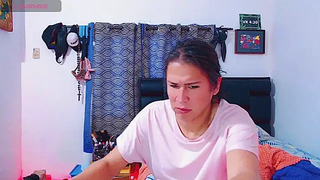 Azley sweet online show from November 12, 2025, 1:59 pm