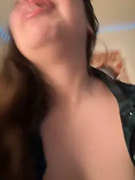 CharmingMaddie online show from October 25, 2025, 2:55 am