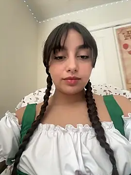 CharmingMaddie online show from September 20, 2025, 3:06 pm