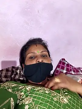 Snapshot of Love-pari077 chatting on February 18, 2026, 5:49 am Love-pari077 online show from February 18, 2026, 5:49 am