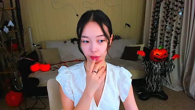 SoulHarmoonyy online show from November 3, 2025, 1:15 pm