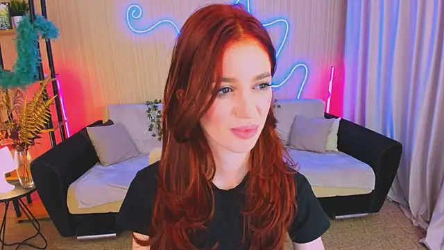 ChristinaConteeree online show from October 13, 2025, 8:10 pm