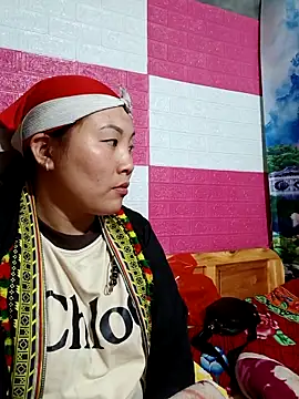 Snapshot of Love-Ly99 chatting on February 11, 2026, 12:49 pm Love-Ly99 online show from February 11, 2026, 12:49 pm