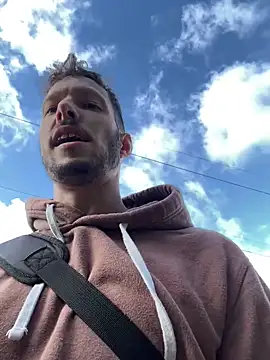 charl-5 online show from October 13, 2025, 1:12 pm