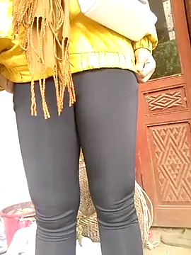 Snapshot of PhayPhay123 chatting on November 3, 2025, 7:35 am PhayPhay123 online show from November 3, 2025, 7:35 am