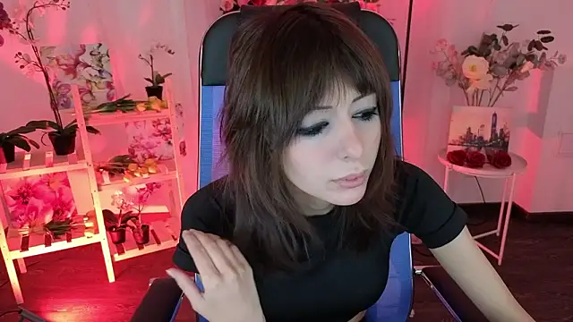 CrystallBloom online show from January 15, 2026, 7:28 pm