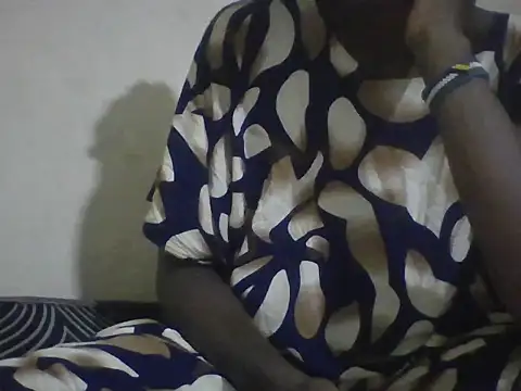 sexyonettt online show from September 12, 2025, 4:12 am