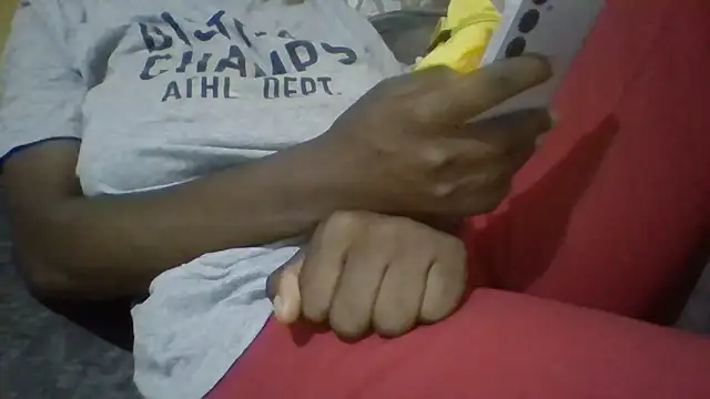 sexyonettt online show from September 26, 2025, 9:05 am