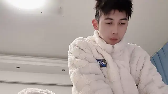 xiaojie2563 online show from January 15, 2026, 1:25 pm