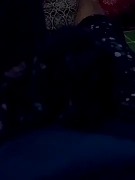 mdshovohossen online show from December 21, 2025, 1:46 pm