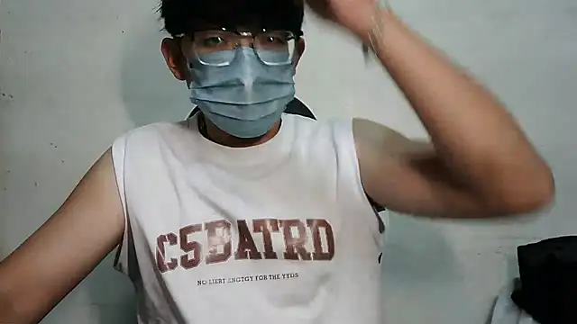 bigbb101011 online show from September 21, 2025, 2:22 pm