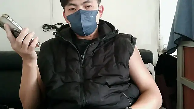 bigbb101011 online show from January 10, 2026, 5:36 am