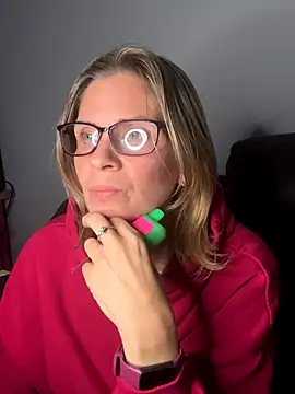 Lexi-Lux-X online show from October 1, 2025, 2:49 am