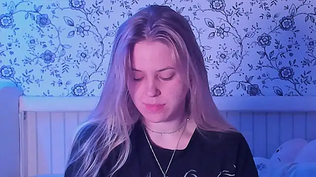 Snapshot of AngelAnty chatting on May 25, 2026, 9:46 pm AngelAnty online show from May 25, 2026, 9:46 pm