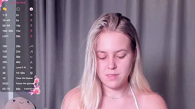 AngelAnty online show from September 18, 2025, 3:15 pm