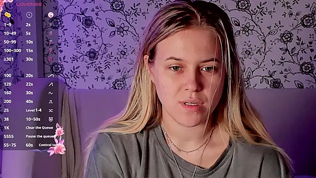 AngelAnty online show from November 30, 2025, 1:23 pm