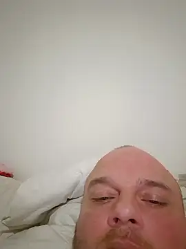 Julien63000 online show from January 12, 2026, 12:06 am