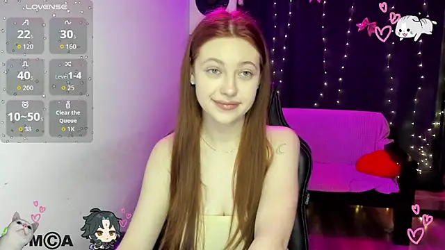 Snapshot of AmourLily chatting on May 12, 2026, 12:33 pm AmourLily online show from May 12, 2026, 12:33 pm