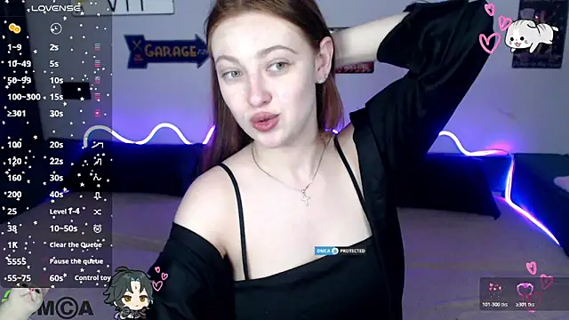 Snapshot of AmourLily chatting on May 13, 2026, 12:23 pm AmourLily online show from May 13, 2026, 12:23 pm