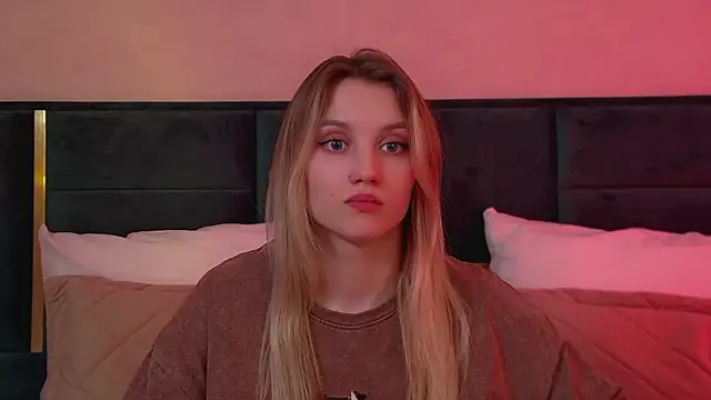 StacyEvances online show from April 25, 2026, 6:27 pm